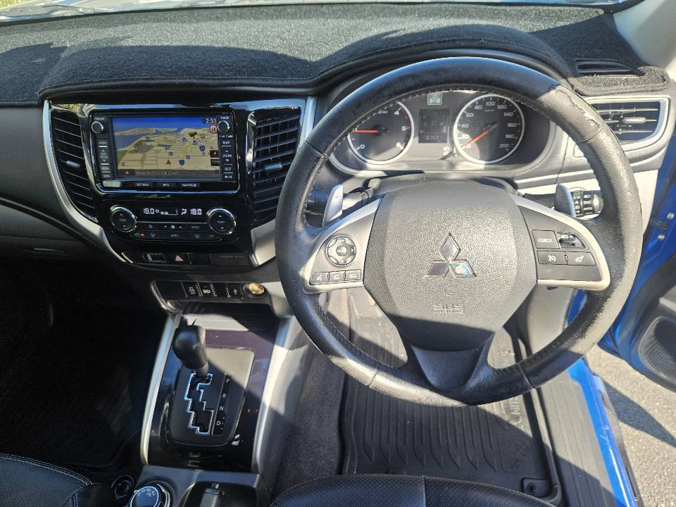 2015 Mitsubishi Triton Exceed easy finance 9.jpg